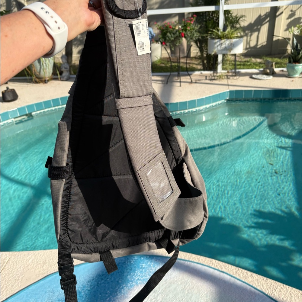 NWT Gray Sling Bag by Structure - Picture 4 of 7